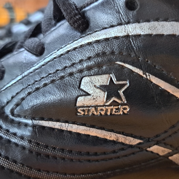 Starter Cleats, Kid Size 3, Unisex, Molded Cleats, Football, Baseball, Soccer - Picture 2 of 11